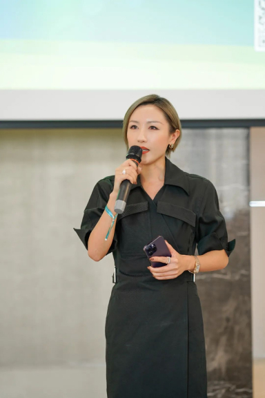 何旖莎_绿电服务商